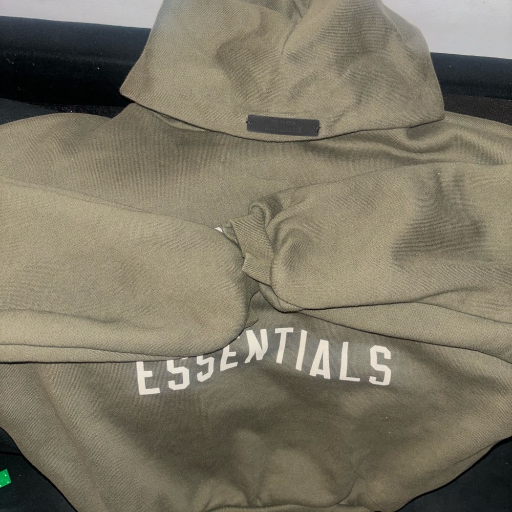 Fear of God Essentials Olive Hoodie and Sweatpants Set - Picture 6 of 6